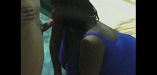  Ebony beauty Tolana with huge jugs is cleaning the pipe near the pool